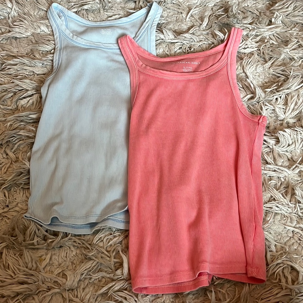 Set of 2 american eagle tank tops